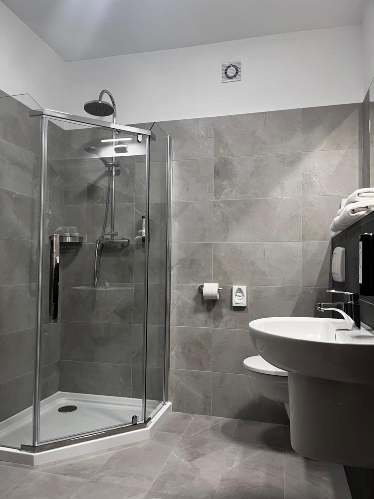 Hotel Uniwersytecki Stary Toruń 外观 照片